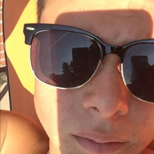 Meet your Posher, Juanito